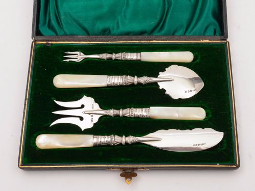 fig 1. Victorian Cased M.O.P and Silver Serving Set, Birmingham 1896