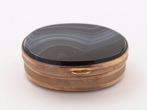 Agate and Brass Oval Snuff Box, Circa 1900