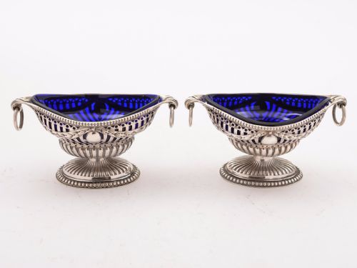 Victorian Cased Pair of Silver Salts, Birmingham 1892