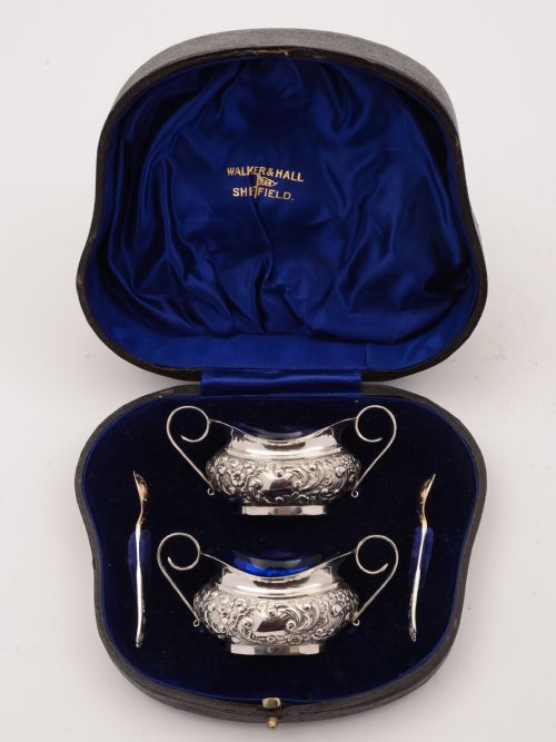 fig 1. Cased Pair of Edwardian Silver Salts, Sheffield 1902
