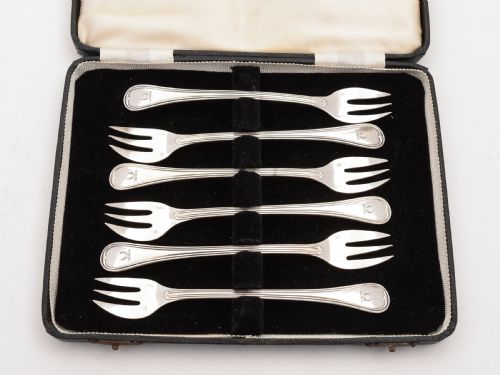 Cased Set of 6 Christofle Oyster Forks, Circa 1900