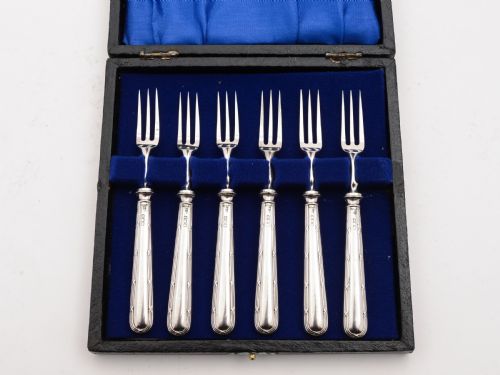 Silver Handled Cake Forks, London 1930