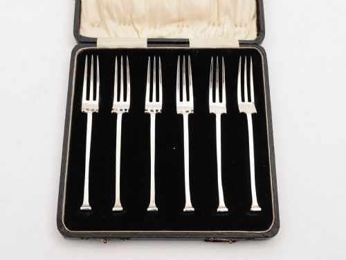 Cased Set of 6 Silver Cake Forks, Birmingham 1924