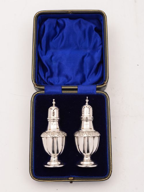 Pair of Silver Edwardian Pepper Pots, Birmingham 1907
