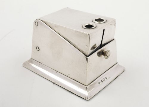 A Good Victorian Silver Table Cigar Cutter, Birmingham 1900