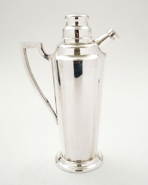 Fabulous Art Deco Silver Plated Cocktail Shaker - Circa 1930