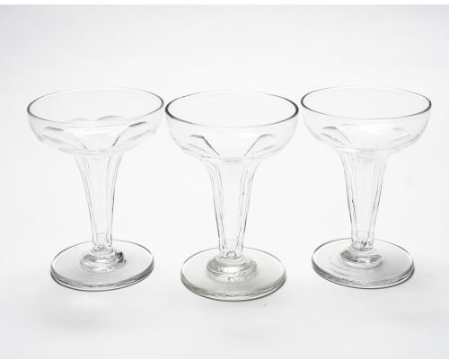 Nice Set of 3 Edwardian Hollow Stemmed Champagne Glasses - Circa 1905