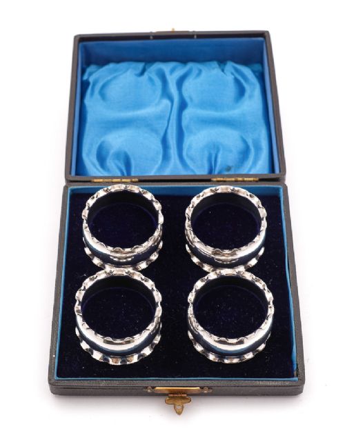Lovely Cased Set Edwardian Napkin Rings - Birmingham 1901