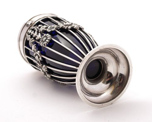 fig 1. Fabulous Edwardian Silver Sugar Shaker - London 1901