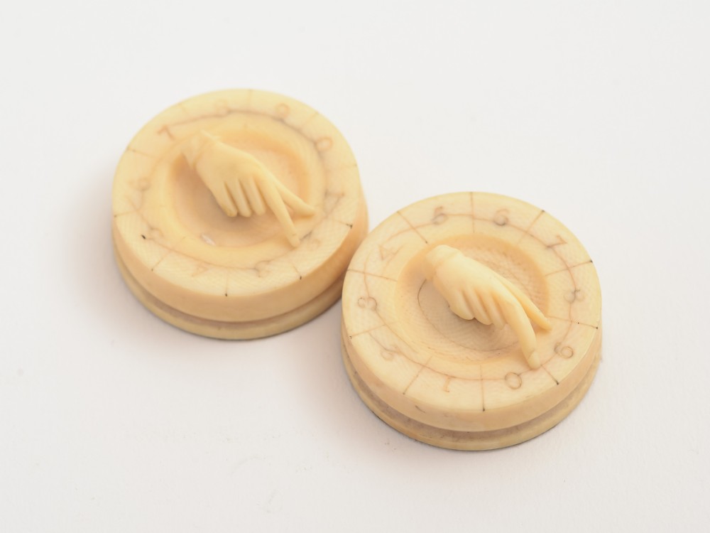 A Pair Victorian carved Ivory Whist Markers