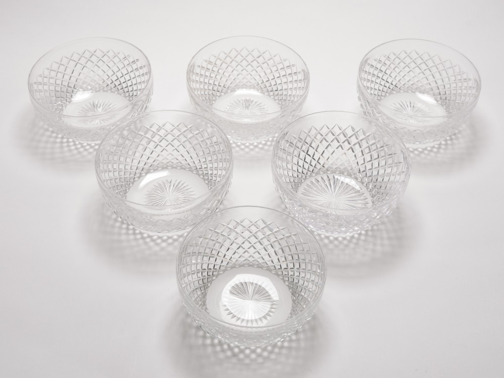 Set of 6 Edwardian diamond-shaped cut glass bowls with star cut bases, circa 1905