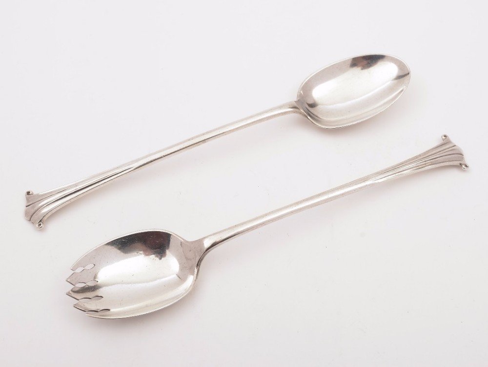 Pair of Onslow Pattern Silver Salad Servers, Sheffield 1921