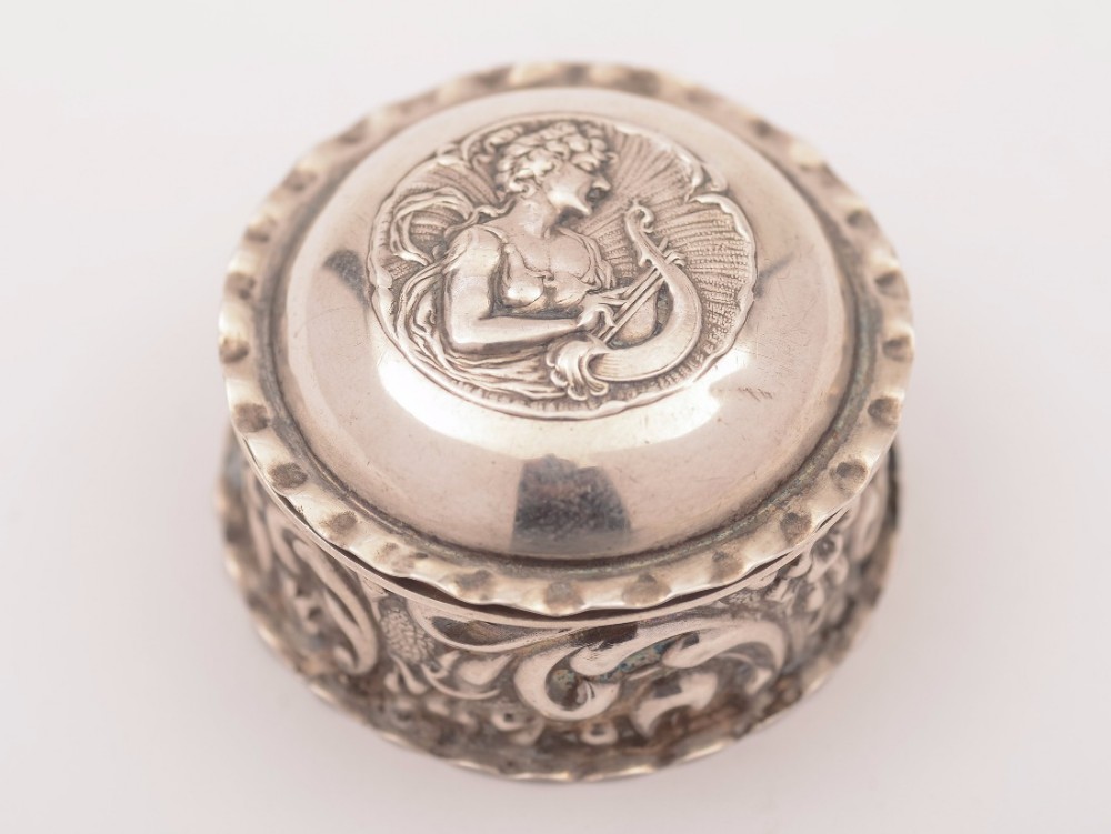 Art Nouveau Silver Pill Box, Birmingham 1901