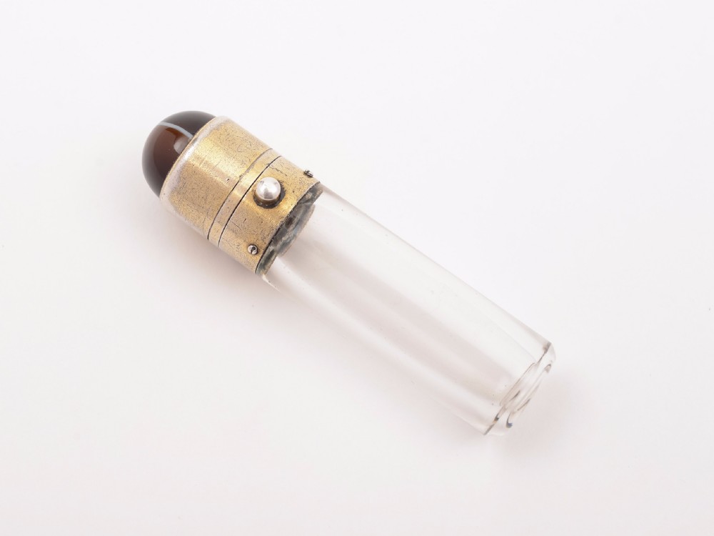 Victorian Agate Topped Scent Bottle, Circa 1880 View II