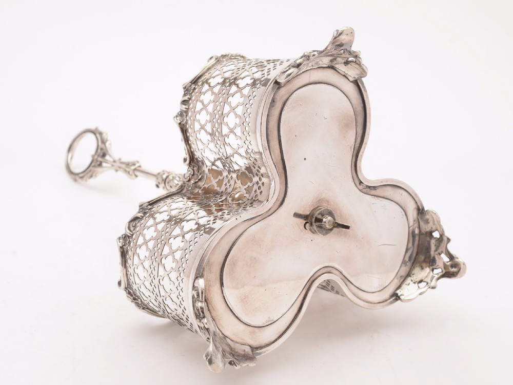 Victorian 3 Bottle Decanter Stand, Circa 1880 View VIII