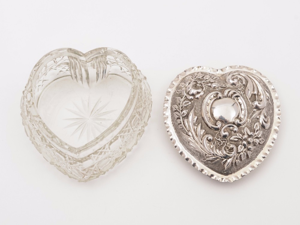 Edwardian Sterling Silver Topped Trinket Box View III