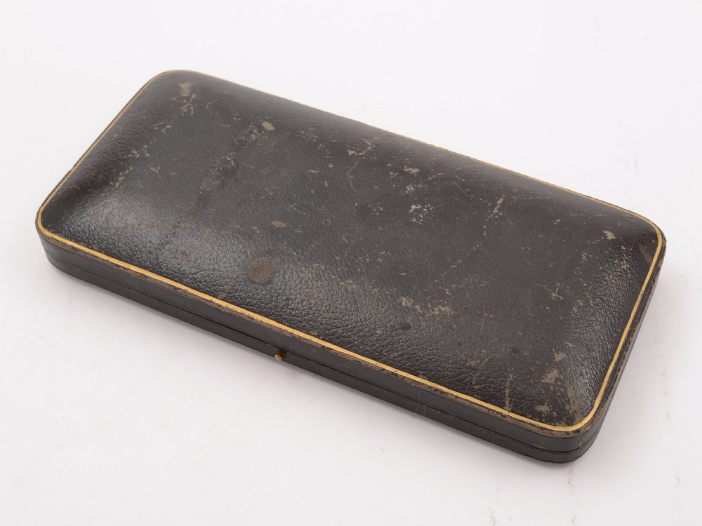 Edwardian Cased Pair of Serving Spoons, Circa 1905 View IV