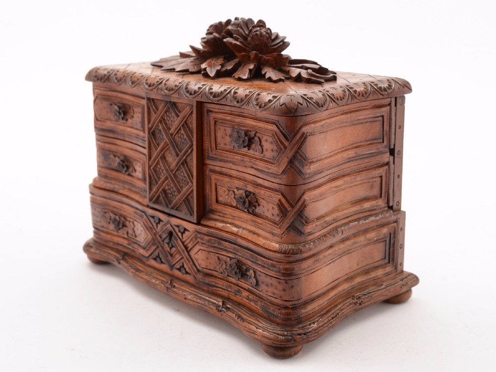 Black Forest Carved Jewellery Box, Circa 1900 View II
