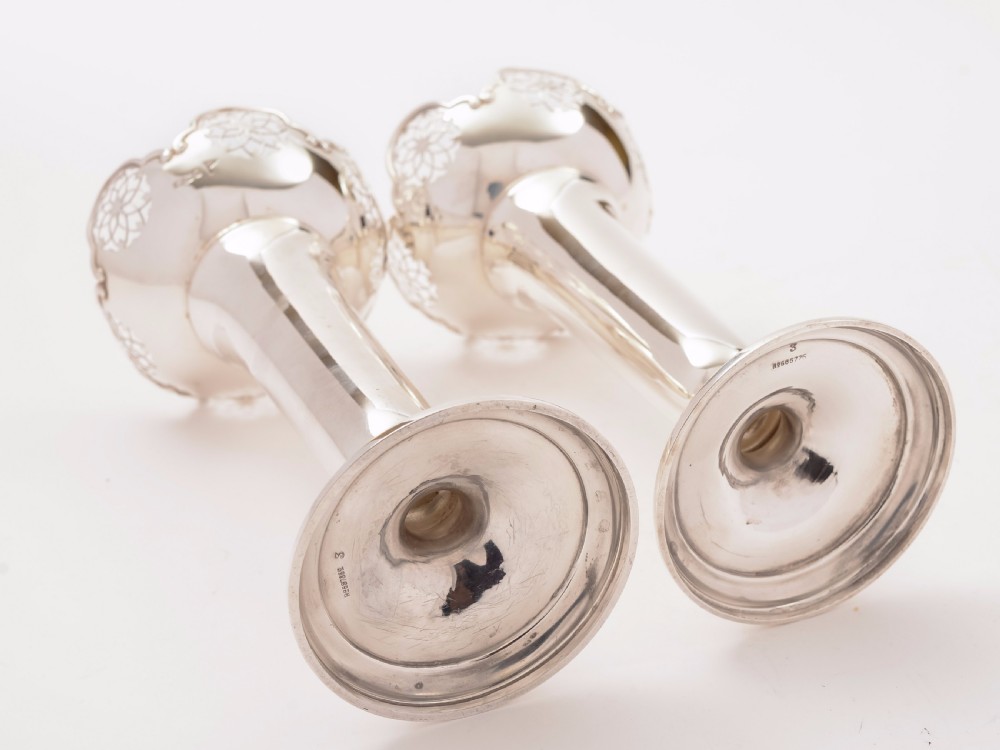 Pair of Silver Vases, Sheffield 1911 View IV