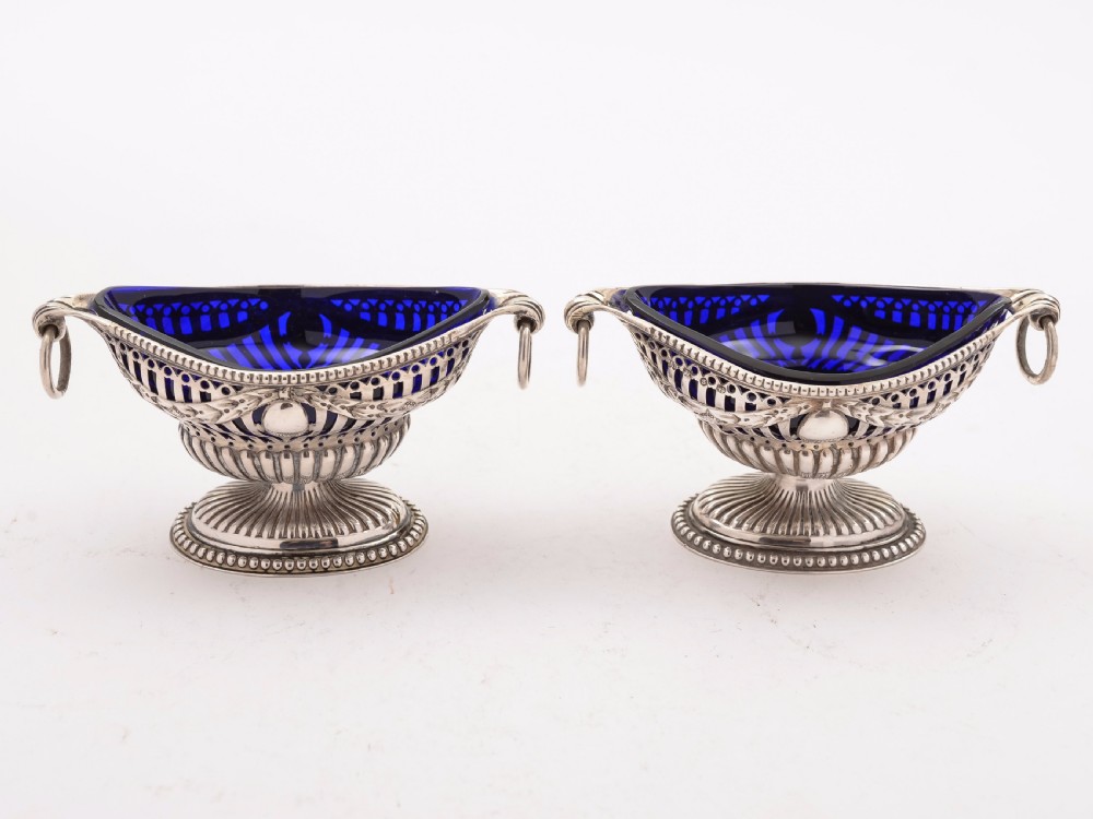 Victorian Cased Pair of Silver Salts, Birmingham 1892