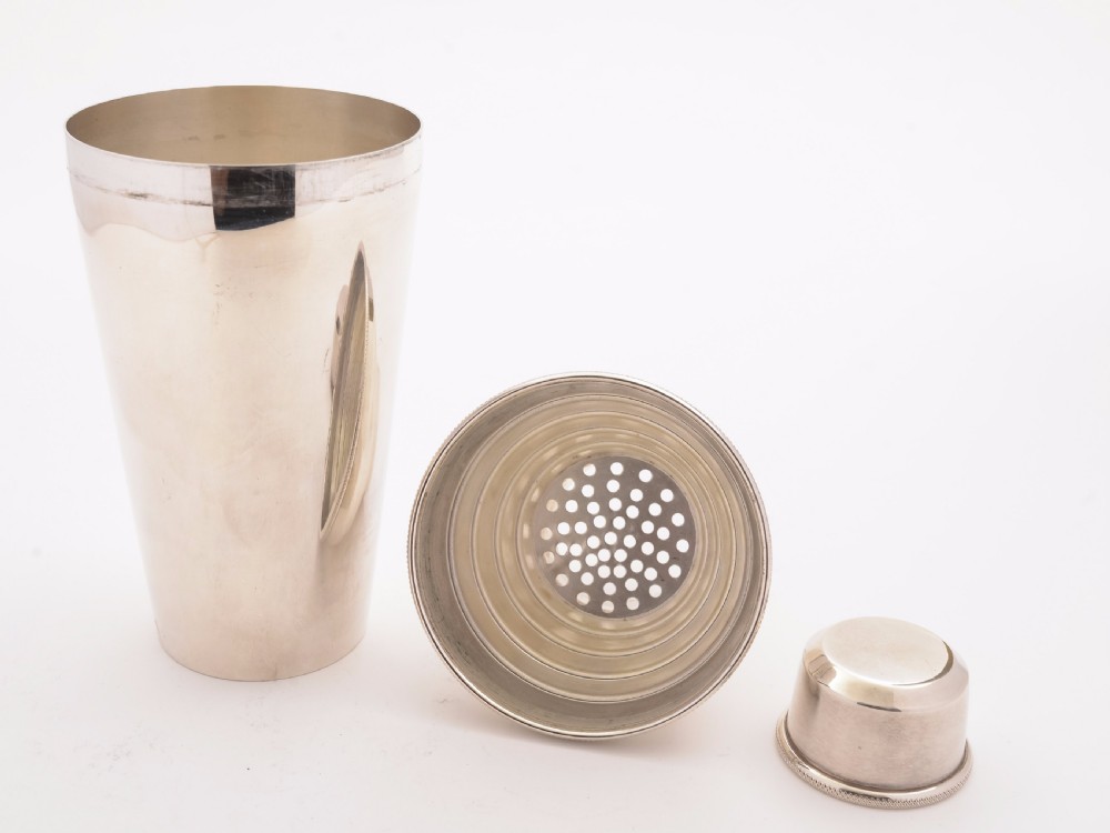 Art Deco Silver Plated Cocktail Shaker with Measure, Circa 1930 View II