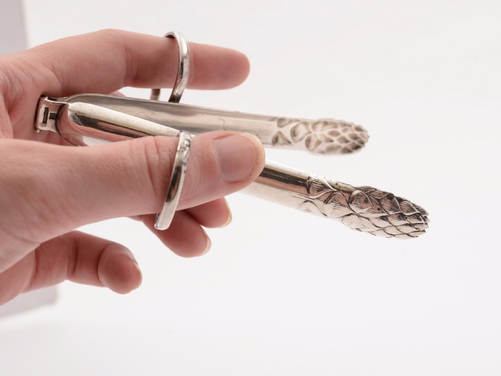 Set of 6 Christofle Asparagus Servers, Circa 1900 View IV