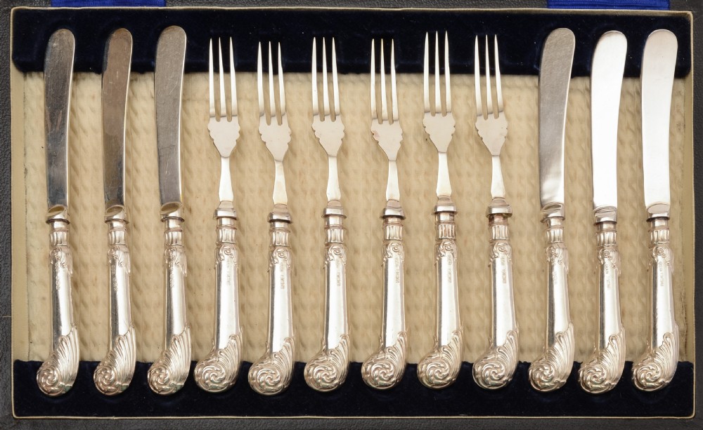 Cased Silver Handled Dessert Set, Sheffield 1925 View IV