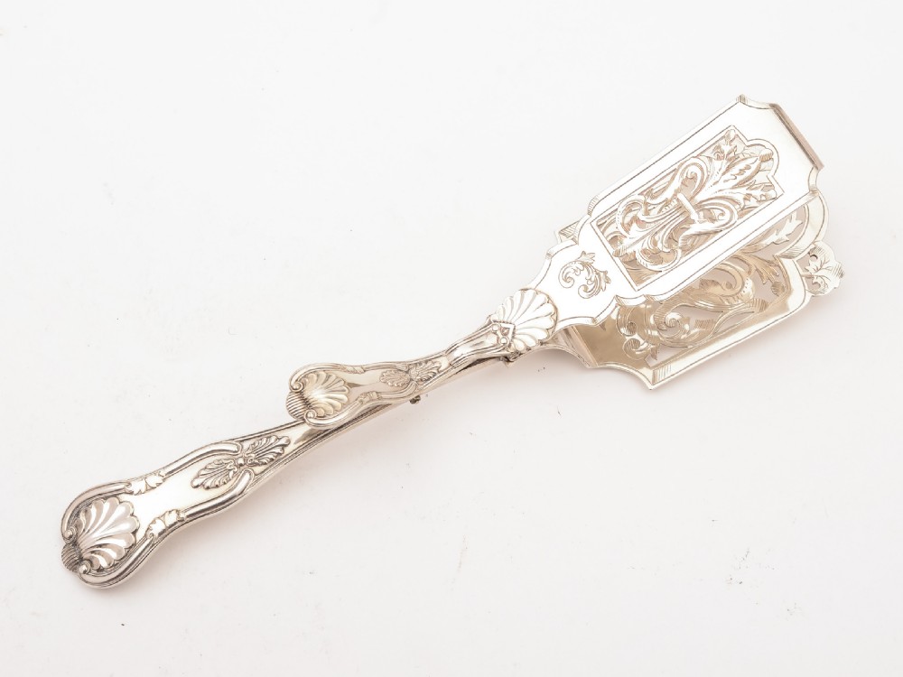 Pair of Victorian Kings Pattern Serving Tongs, Circa 1890