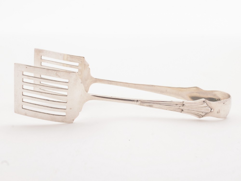 Edwardian Silver Serving Tongs in Onslow Pattern View III