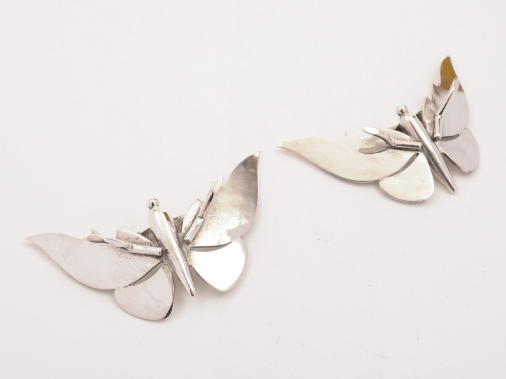 Pair of Victorian Butterfly Knife Rests, Circa 1890 View IV