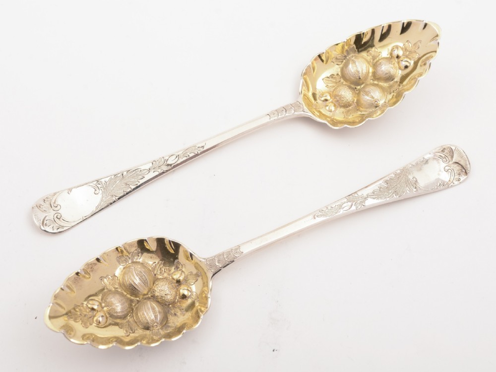 Pair of Georgian Silver Berry Spoons, London 1810