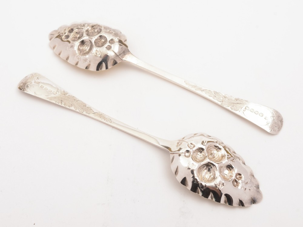 Pair of Georgian Silver Berry Spoons, London 1810 View II