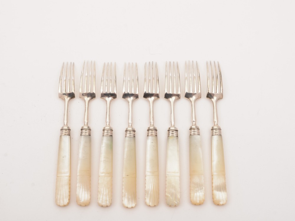 Silver and Mother of Pearl handled Dessert Set, Sheffield 1821 View II
