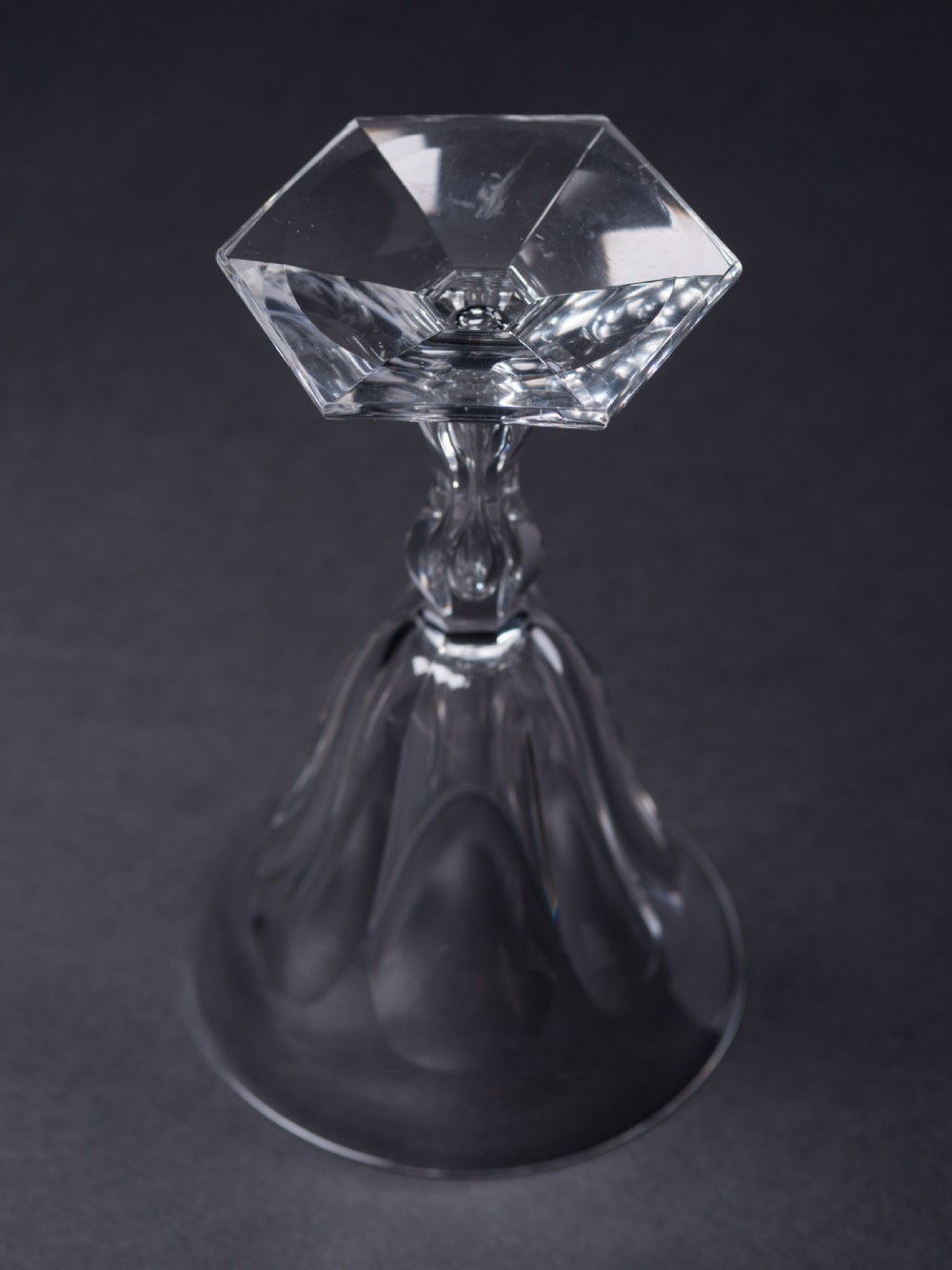 Set of 4 Art Deco Wine Glasses, Circa 1930 View III