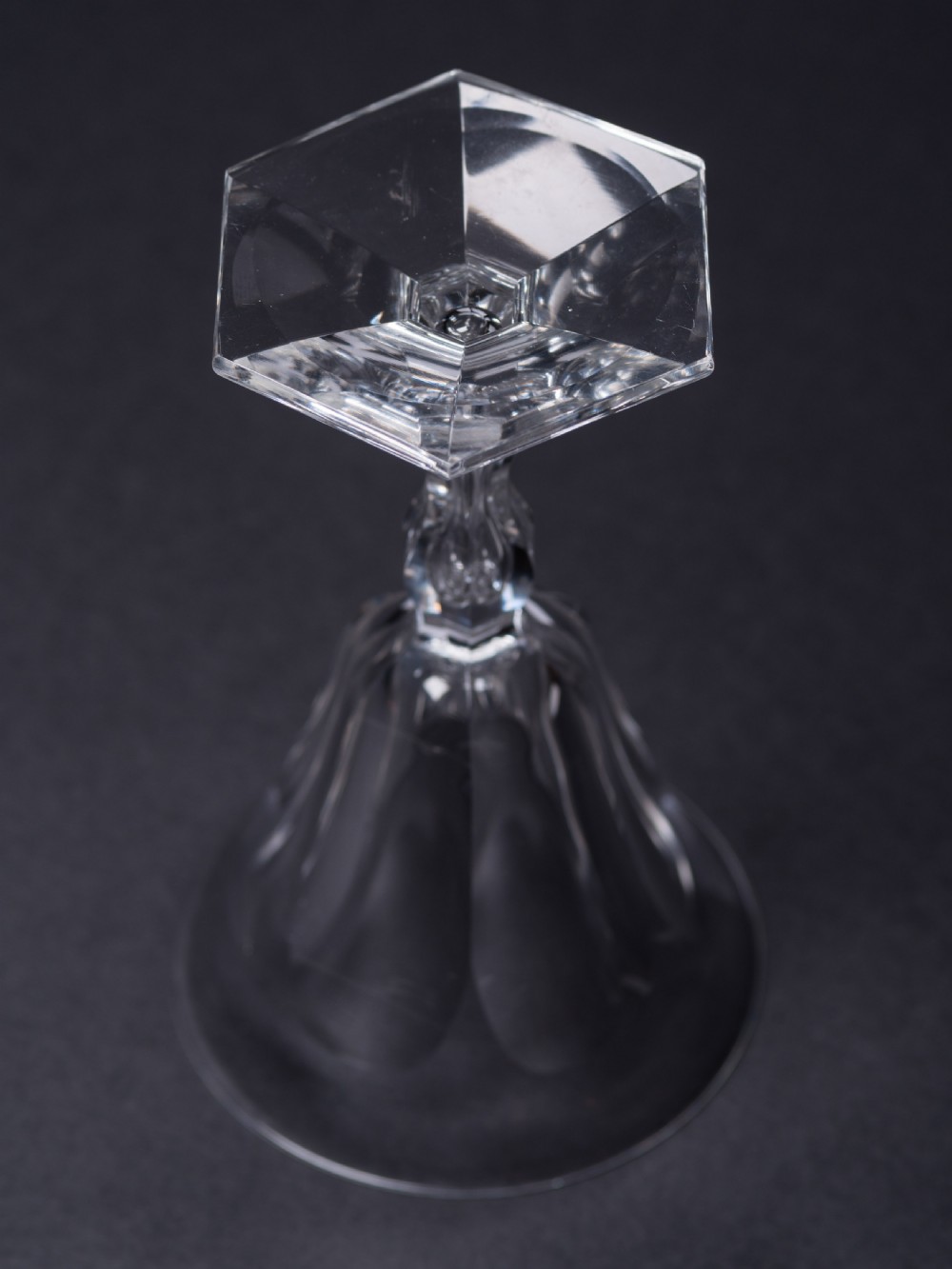 Set of 4 Art Deco Wine Glasses, Circa 1930 View IV
