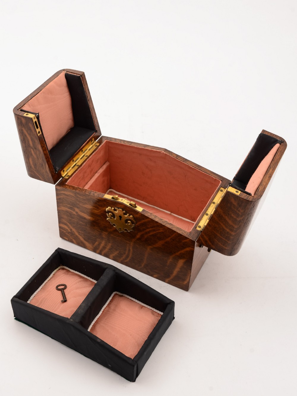 Gorgeous Edwardian Oak Jewellery Box, Circa 1905 View III