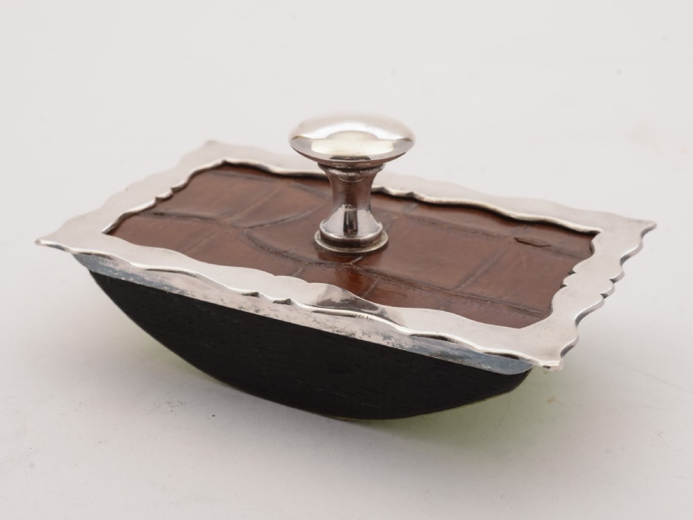 Stylish Edwardian Crocodile Leather Rocker Blotter, Circa 1905 View III