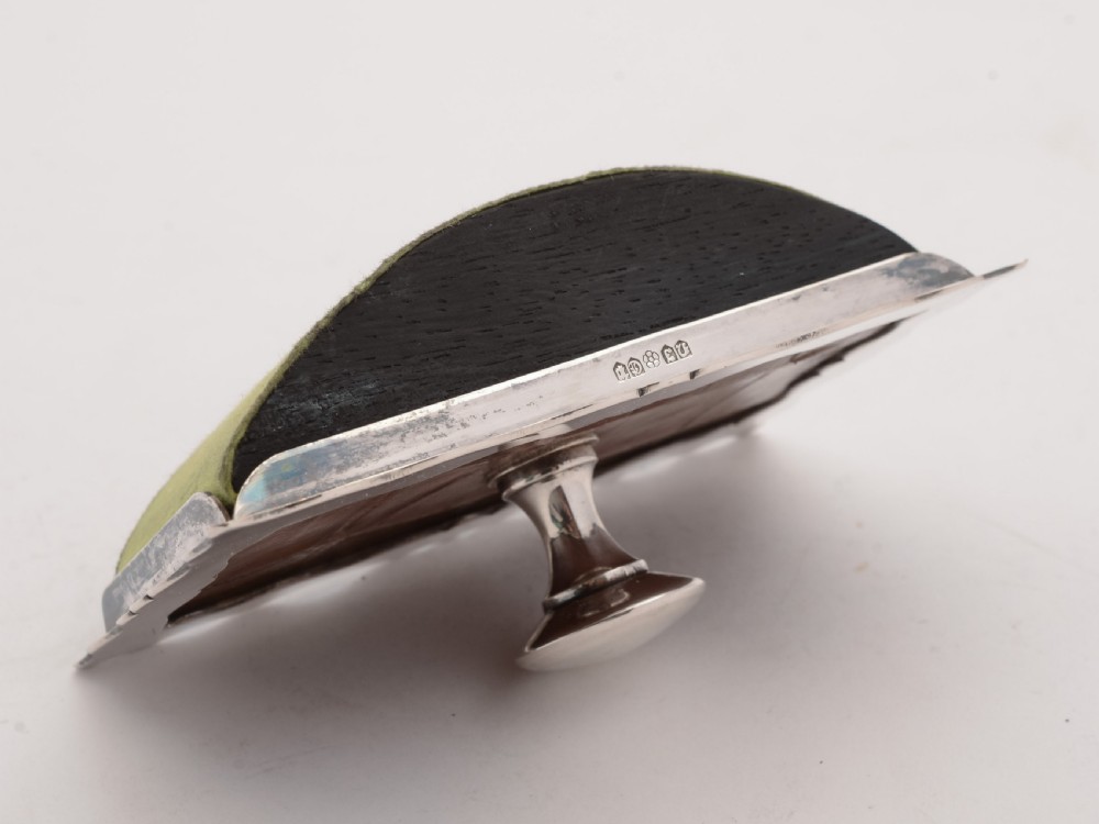 Stylish Edwardian Crocodile Leather Rocker Blotter, Circa 1905 View VI