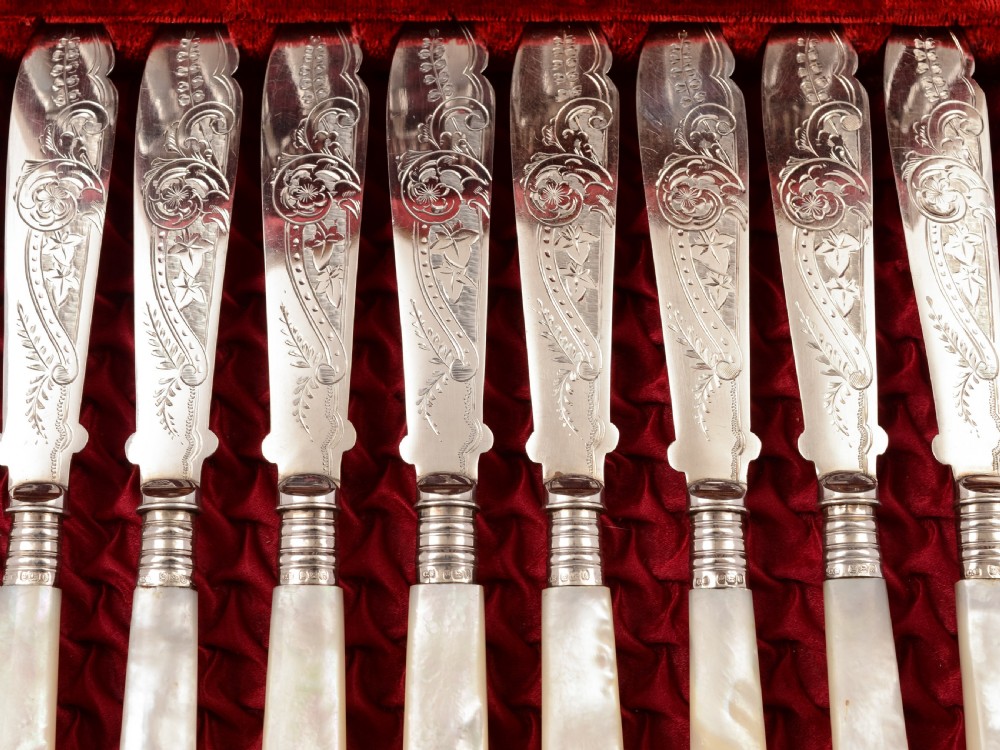 Wonderful Edwardian Cased Mother of Pearl Fish Set, 1902 View II