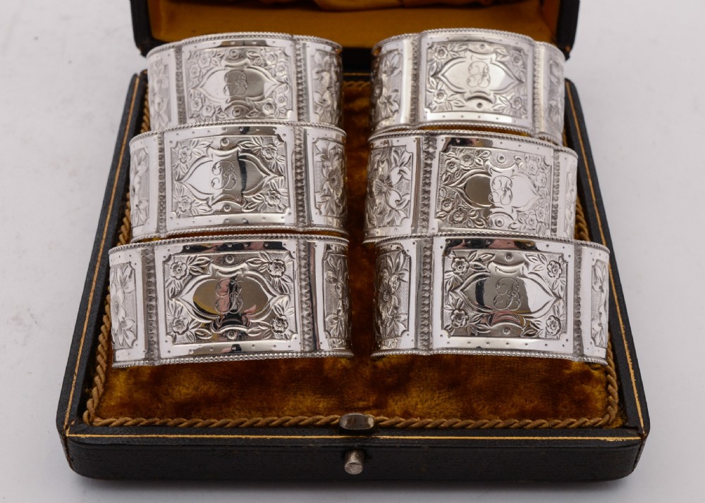 Elegant  set of six  Edwardian silver plated napkin rings - circa 1905 View II