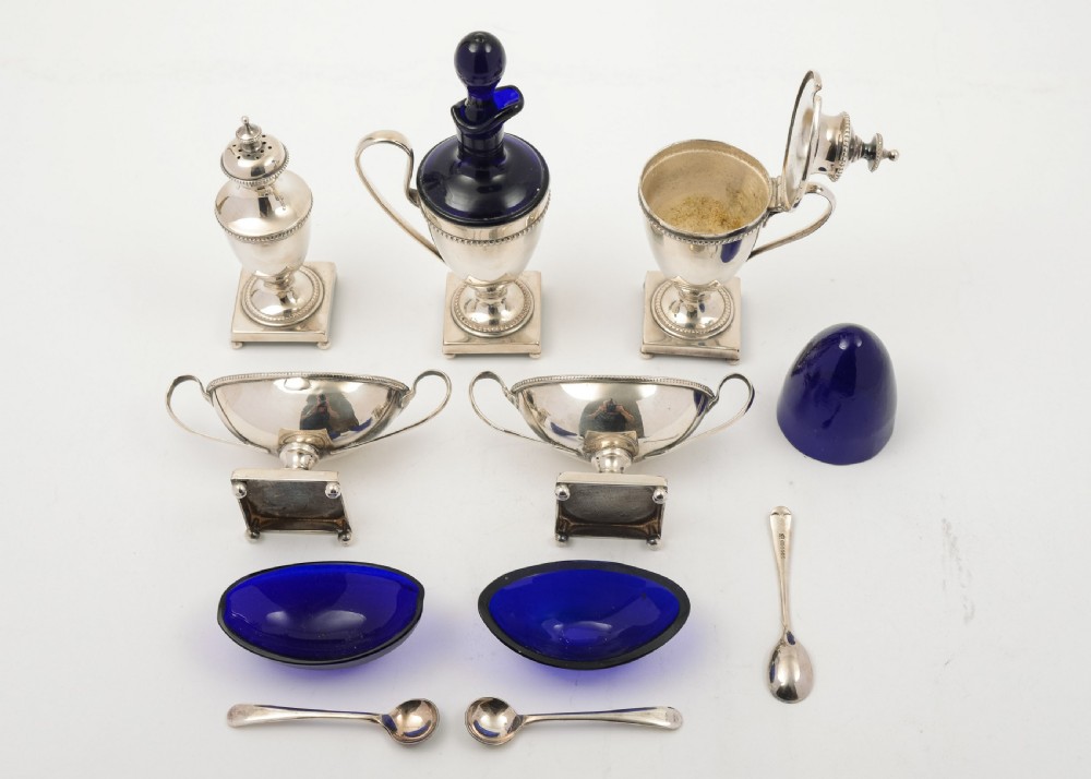 Elegant Georgian Style Cruet Set. Circa 1930 View III