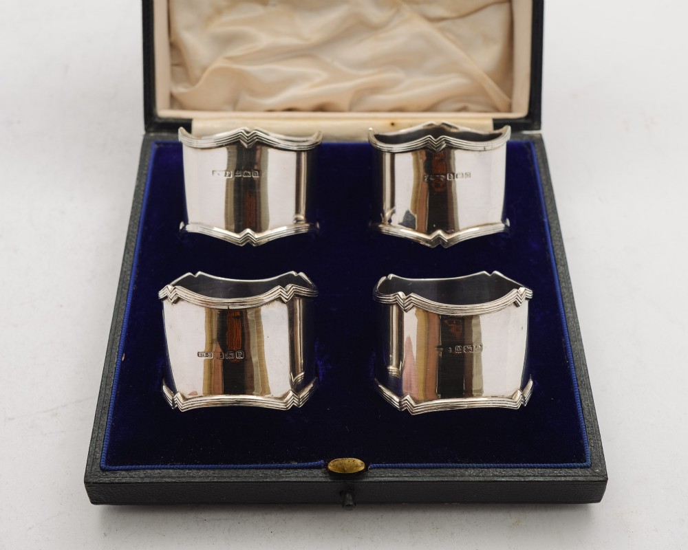 Nice Cased Set (4) Silver Napkin Rings - Birmingham 1914