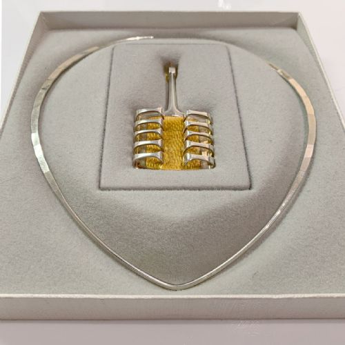 DAVIDANDERSEN OF NORWAY SILVER AND ENAMEL PENDANT TORQUE - ADDITIONAL PHOTO 5