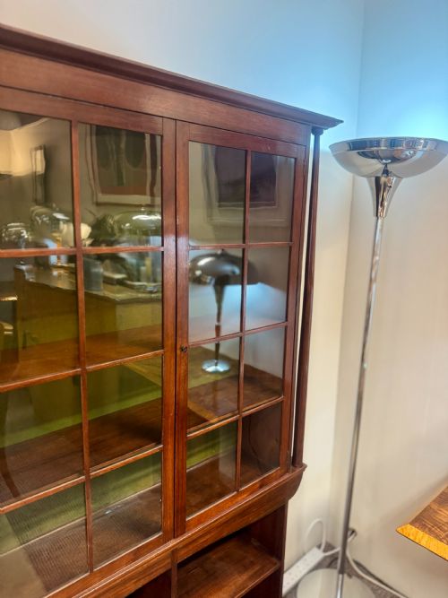 ARTS AND CRAFTS MOVEMENT WALNUT BOOKCASE - ADDITIONAL PHOTO 5