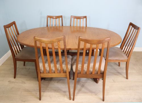 G Plan Table & 6 Chairs from the Renowned High Wycombe Based Furniture Manufacturer Ebenezer Gomme.
