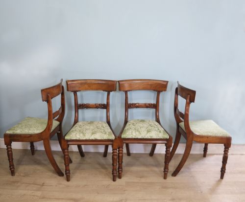 Set of Four Early to Mid-victorian Bar Back Dining Chairs