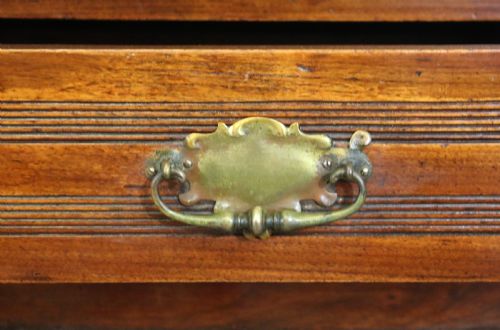A LOVELY ANTIQUE AMERICAN WALNUT ADVERTISING CABINET - ADDITIONAL PHOTO 16