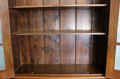 THIS LOVELY LATE 19TH CENTURY AMERICAN WALNUT BOOKCASE CABINET - ADDITIONAL PHOTO 13