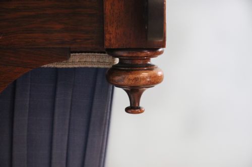 19TH CENTURY SOLID ROSEWOOD SEWING TABLE - ADDITIONAL PHOTO 18