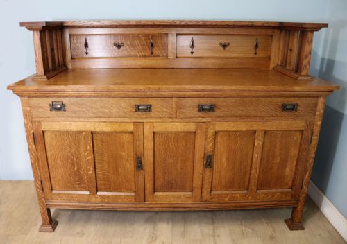 A Lovely Late Victorian Solid Light Oak Sideboard